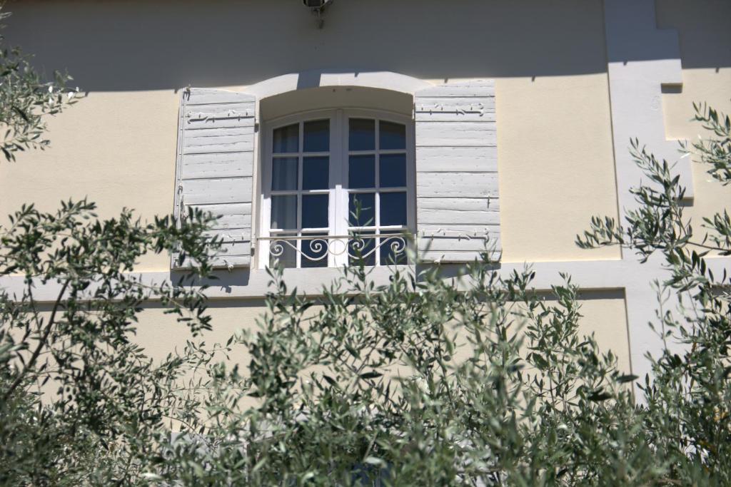 Hotel Du Cheval Blanc Saint-Rémy-de-Provence 외부 사진